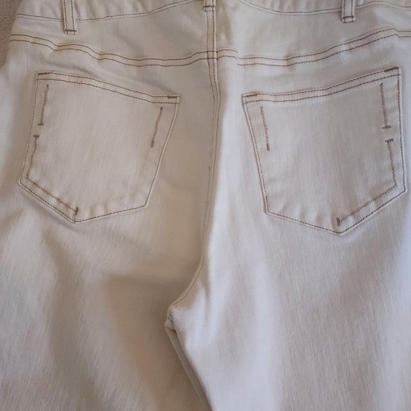 White stretch jeans by J Jill size 10 - Picture 2 of 3